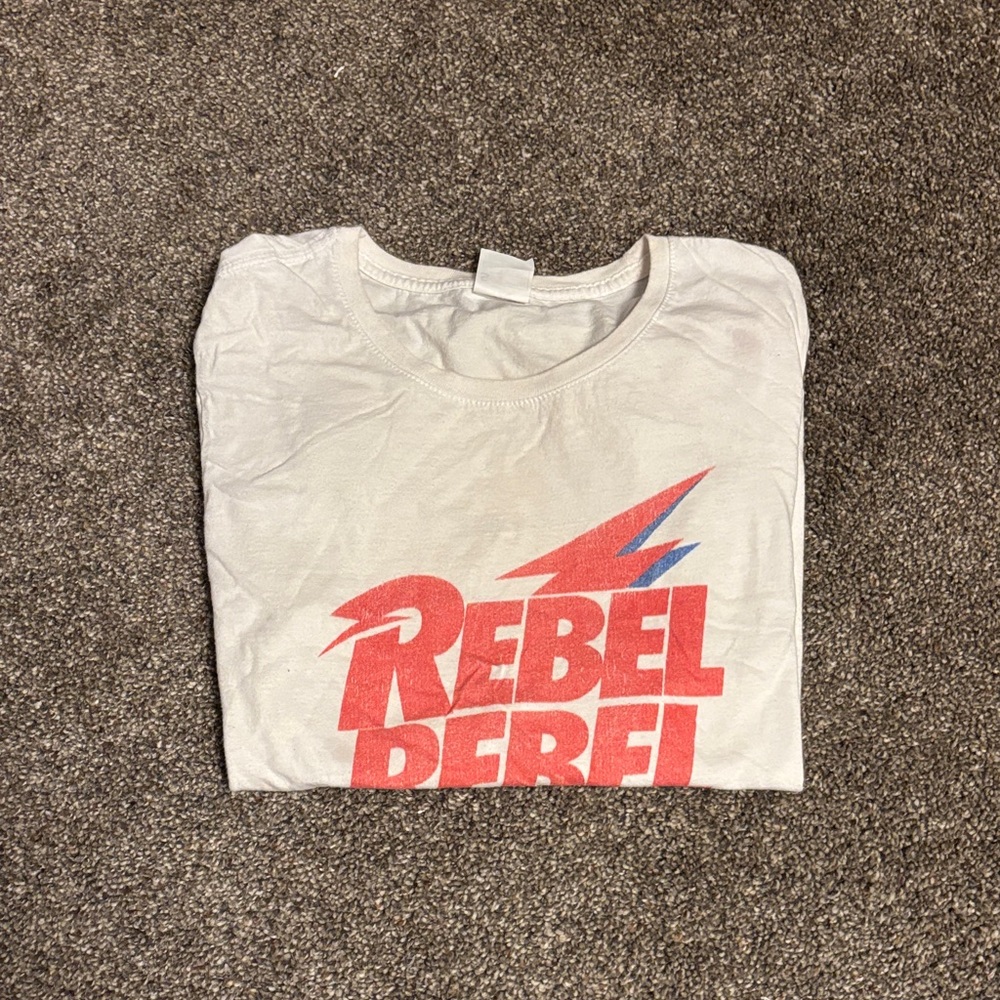 SOLD // david bowie Rebel Graphic T-Shirt - Picture 2 of 9